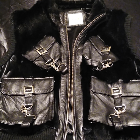 Dereon Vest